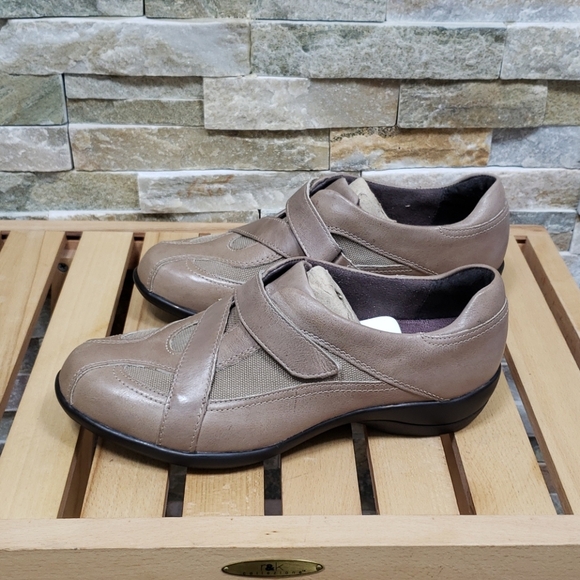 🎁 Clarks  Showstopper Women's Loafer - Picture 6 of 7